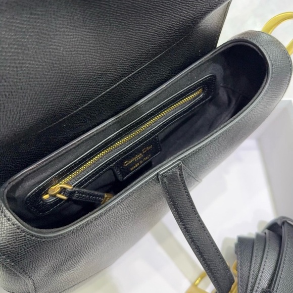 Black Leather Saddle Bag - Picture 6 of 8